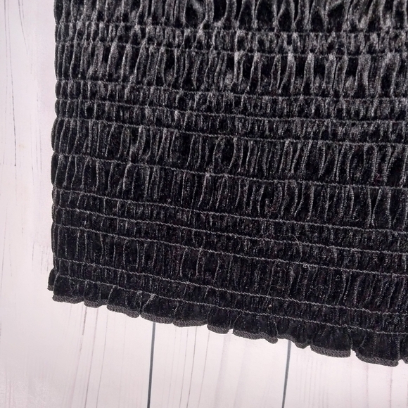 Aeropostale Off-Shoulder Babydoll  90's Whimisgoth Velour Cropped Top - Picture 2 of 10